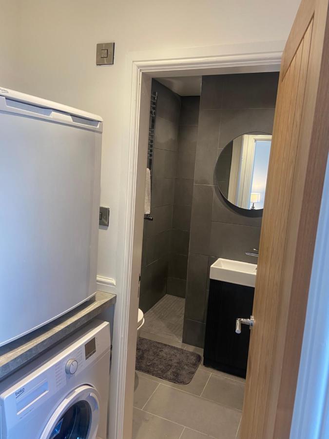 Spacious One Bedroom Ground Floor Apartment Harrogate Exterior photo